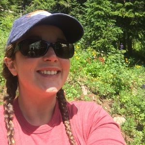 Meet your Posher, Amy